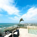Apt 2605