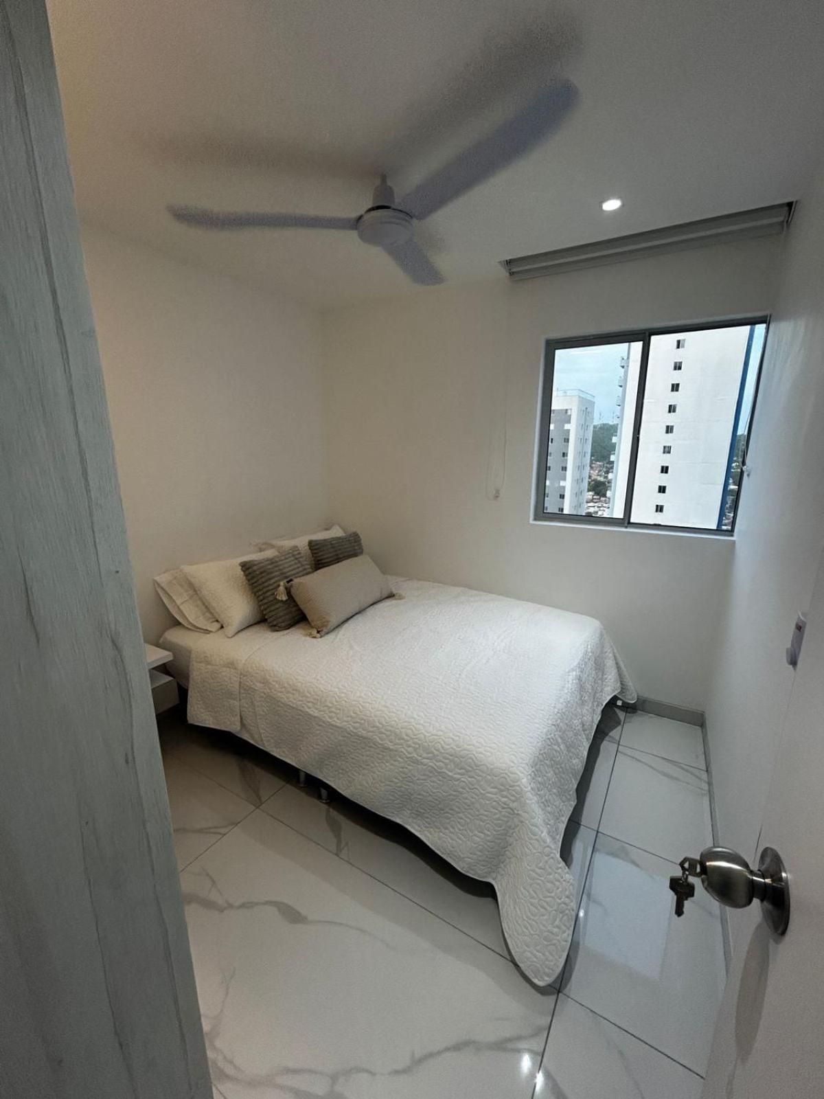 2605 Apartamento *